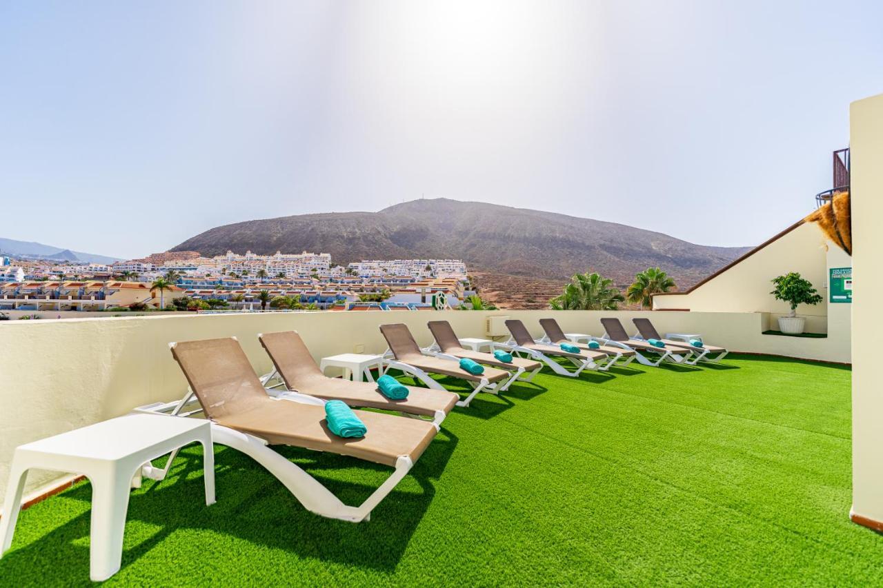 Klayman Olivina Apartahotel