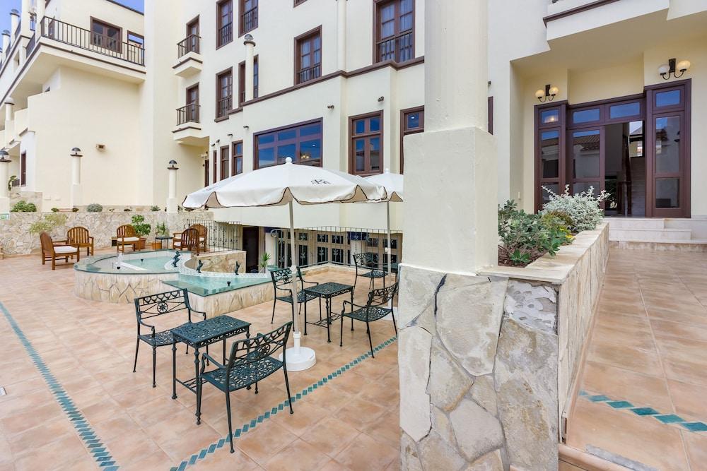 Klayman Olivina Apartahotel 3*
